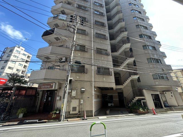 田端新町ロイヤルマンションの外観|定期的に修繕しており綺麗な外観です。