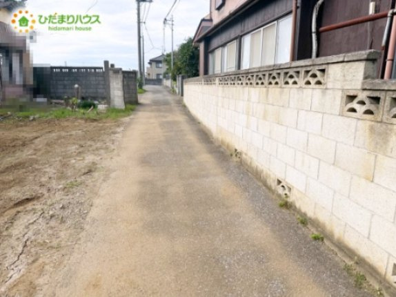野田市第4中野台　新築戸建　1号棟の前面道路含む現地写真|接道：北側約4.0ｍ私道
