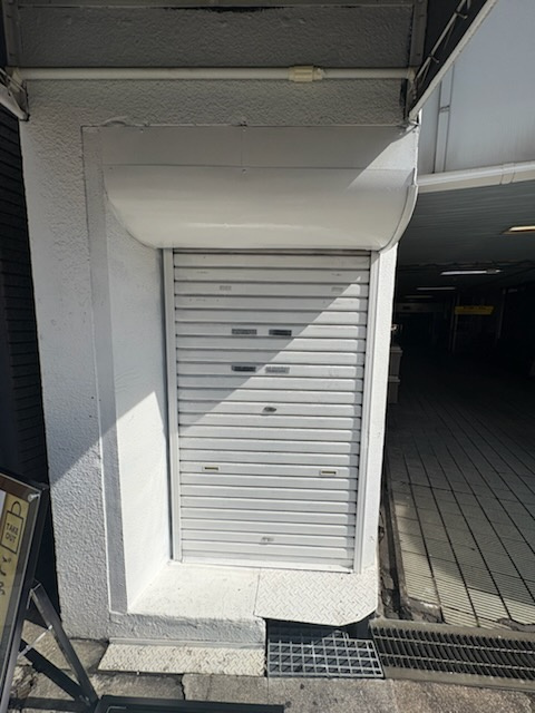 ユーアイプラザビル1階