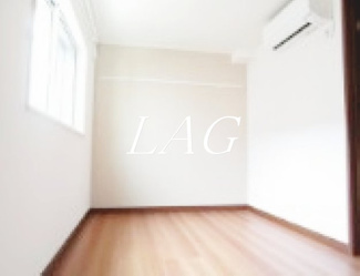 【居間・リビング】 | リベルテ池田山 | 洋室のお部屋です。