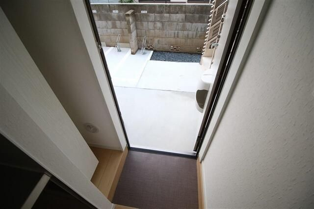 ノースイースト津田沼の玄関