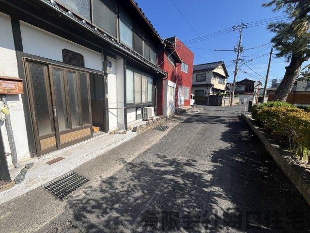 【前面道路含む現地写真】 | 石橋町中古戸建