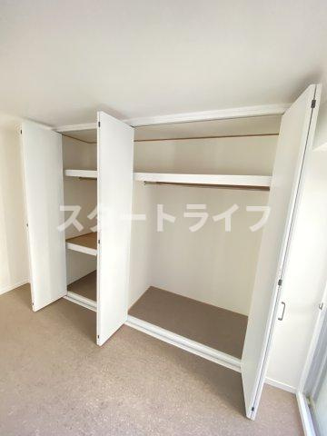 大阪市淀川区西宮原１丁目の賃貸マンションの収納