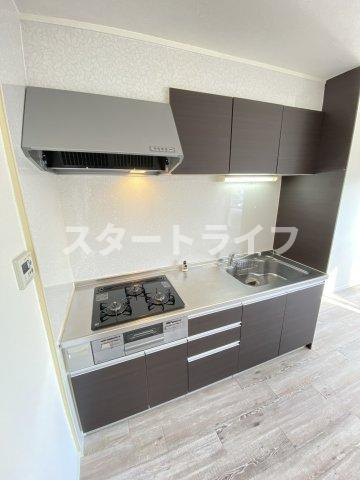 大阪市淀川区西宮原１丁目の賃貸マンションのキッチン