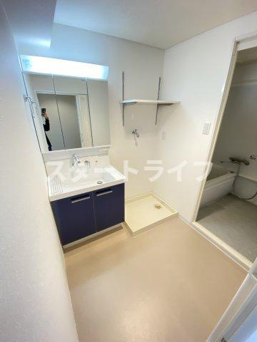 大阪市淀川区西宮原１丁目の賃貸マンションの洗面所