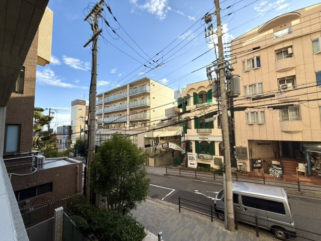 ザ・六甲レジデンスの展望|陽当たり・風通しともに良好で、心地よい眺望も魅力。日々の暮らしに明るさと爽やかさをもたらしてくれます。