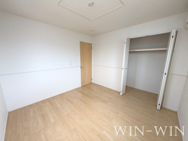 フォレスト本町の洋室