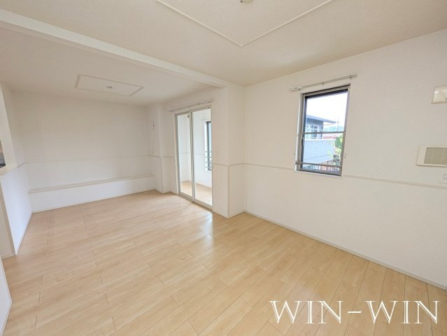 フォレスト本町の居間・リビング