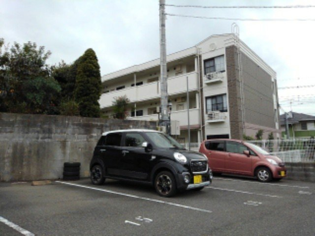 【駐車場】 | フロイデヴォーヌング