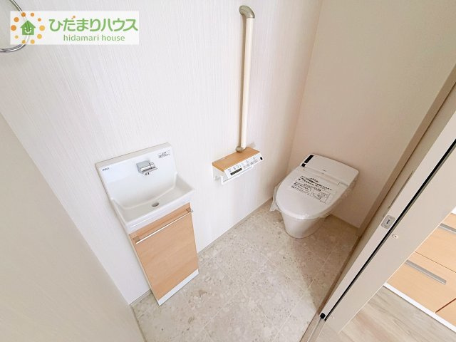 【トイレ】 | 土浦市高岡　新築戸建　4号棟 | トイレには専用の手洗いカウンター(^^♪