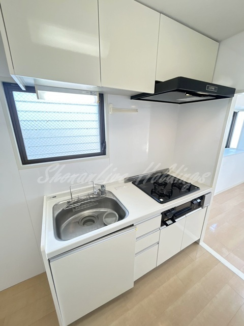 茅ヶ崎市十間坂２丁目の賃貸マンションのキッチン|広々としたキッチンです♪