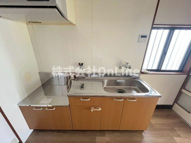 御厨4丁目2階建貸家のキッチン