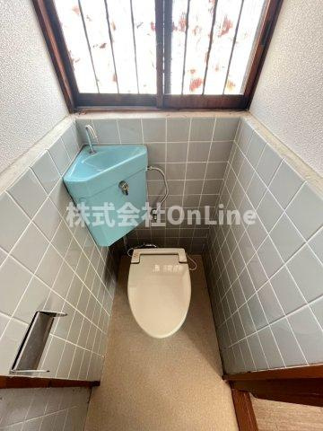 御厨4丁目2階建貸家のトイレ