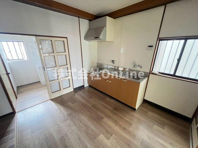 御厨4丁目2階建貸家の内装