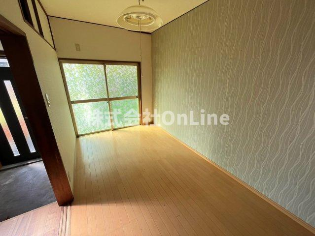 御厨4丁目2階建貸家の寝室