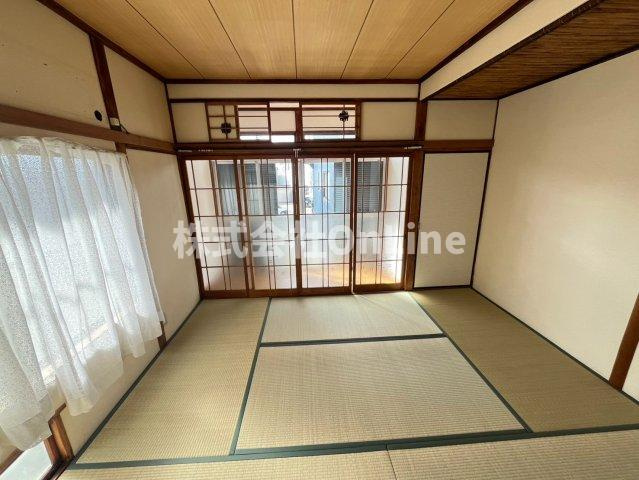 御厨4丁目2階建貸家の子供部屋
