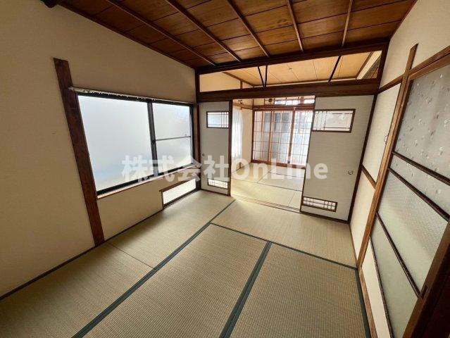 御厨4丁目2階建貸家の和室
