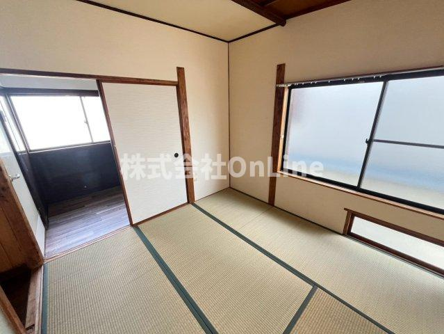 御厨4丁目2階建貸家の内装