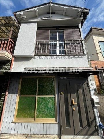 御厨4丁目2階建貸家の外観