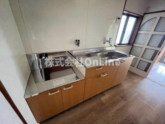 御厨4丁目2階建貸家のキッチン