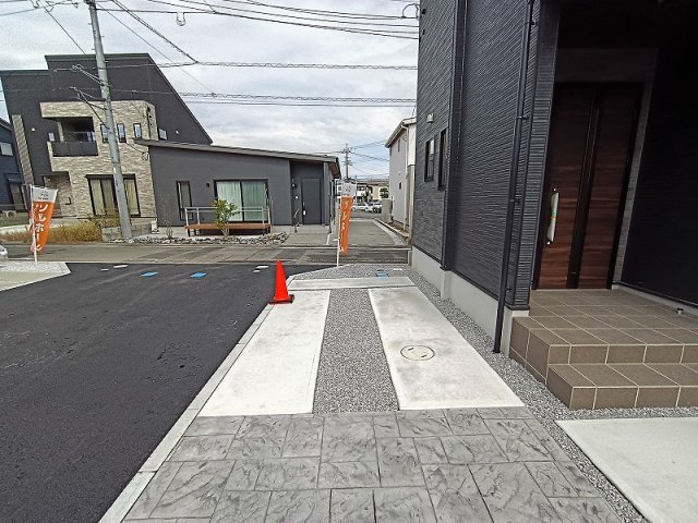 KIP高崎市棟高町1期新築の前面道路含む現地写真|現地撮影