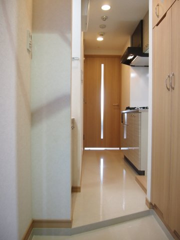 ルーブル大鳥居参番館の玄関