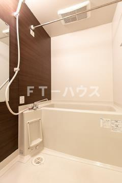 Ｌｏ・ｈｏｕｓｅ　Ｓｔｙｌｅの浴室