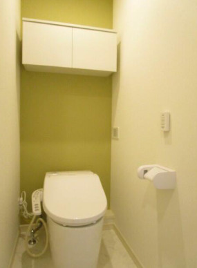 リベルテ池田山のトイレ|落ち着いた色調のトイレです
