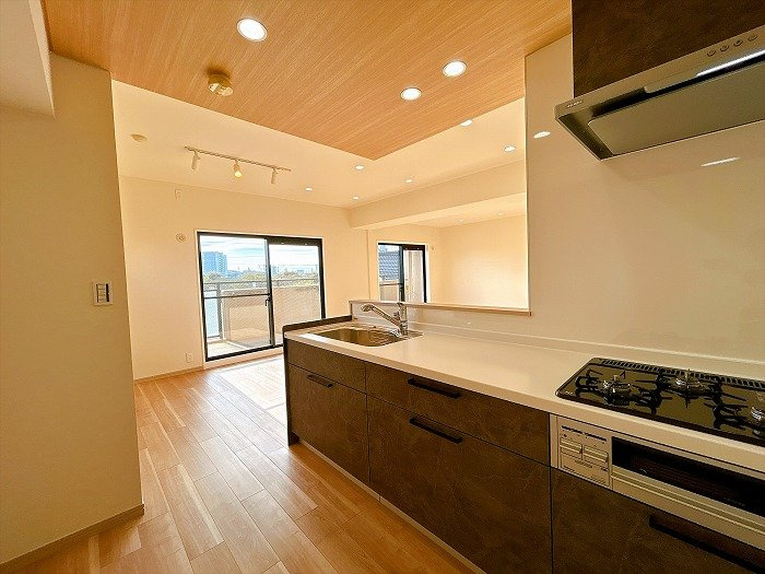 リフォーム　中古マンション　ビューパレス大浜　平成7年築のキッチン