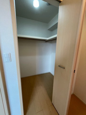 ソレイユⅠの収納|ウォークインクローゼットです