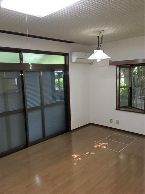 コーポ菊Ⅲの居間・リビング