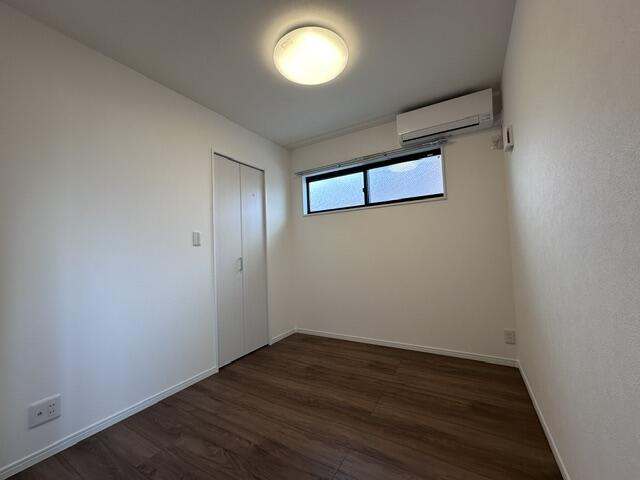 【寝室】
