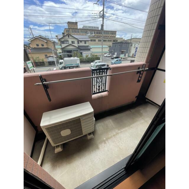 パークアベニュー竹原のバルコニー