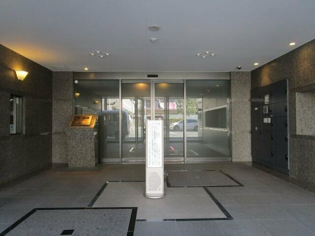 ルーブル中村橋弐番館のエントランス