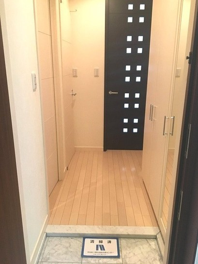 【玄関】