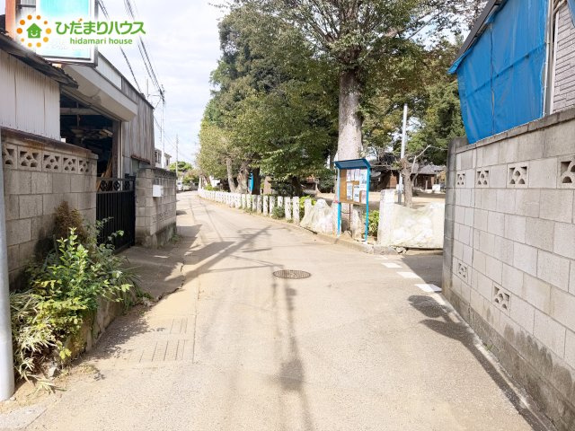 野田市第4中野台　新築戸建　2号棟の前面道路含む現地写真|接道：北側約4.0ｍ私道・東側3.5ｍ公道