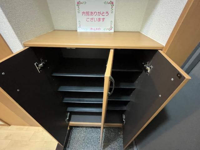 メープルガーデン２２の収納|下駄箱（イメージ）