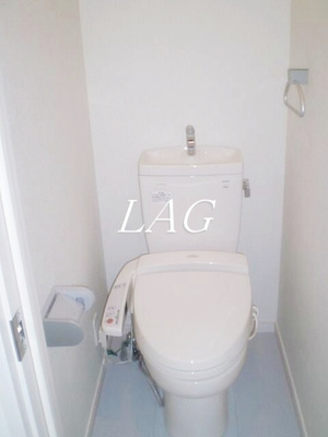 【トイレ】 | リヴェールＫ　中井 | トイレです。
