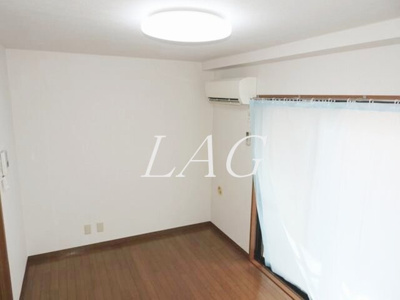 【居間・リビング】 | ピアーチェ落合 | 洋室のお部屋です。