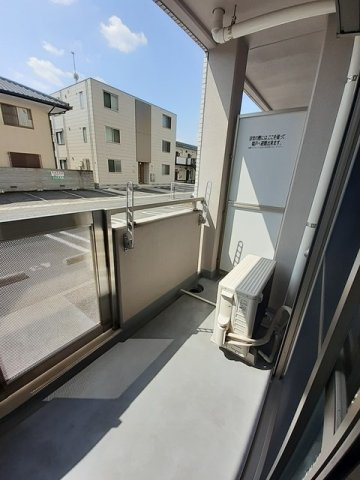 カーサ　デル　ソールのバルコニー|お洗濯にも便利なバルコニー付き