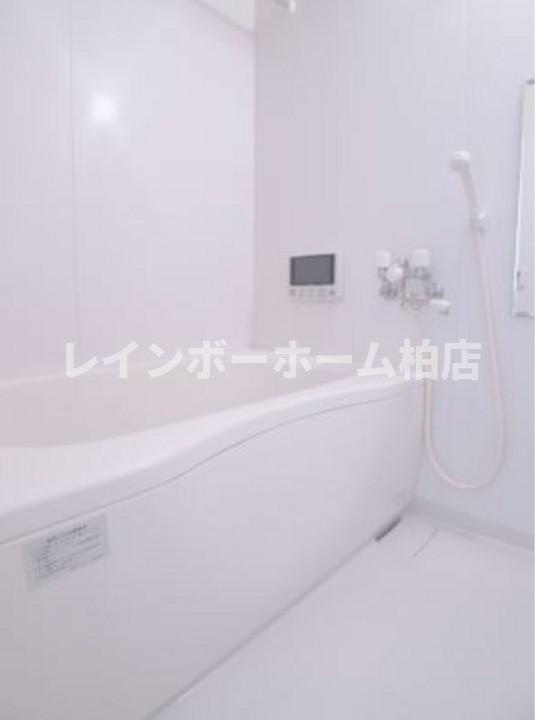 積水ハウス施工☆洗面台独立☆２口コンロ☆浴室乾燥機☆の浴室|きれいなお風呂です