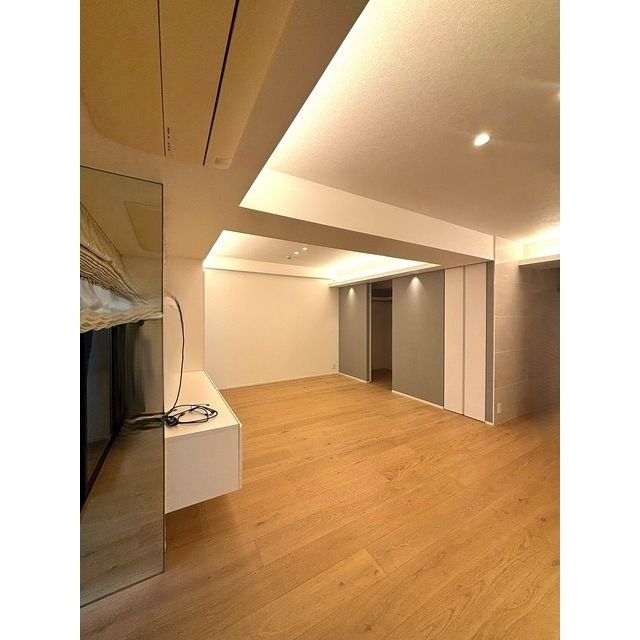 ニューライフ一番町の居間・リビング