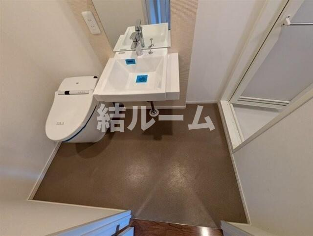 北区岸町１丁目の賃貸マンションの洗面所