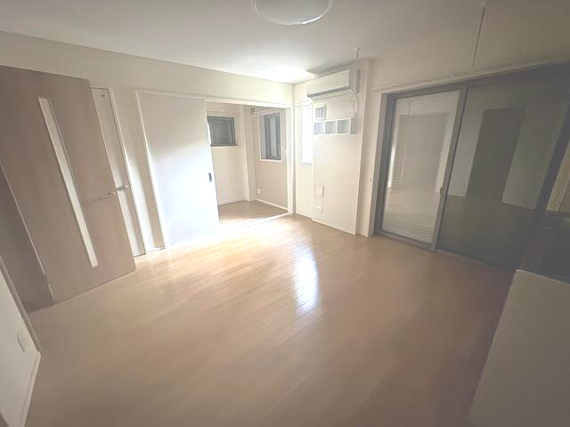 シルフィードの居間・リビング|同建物参考写真