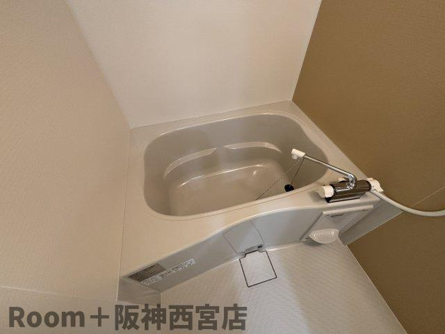 フジパレス西宮久寿川の浴室