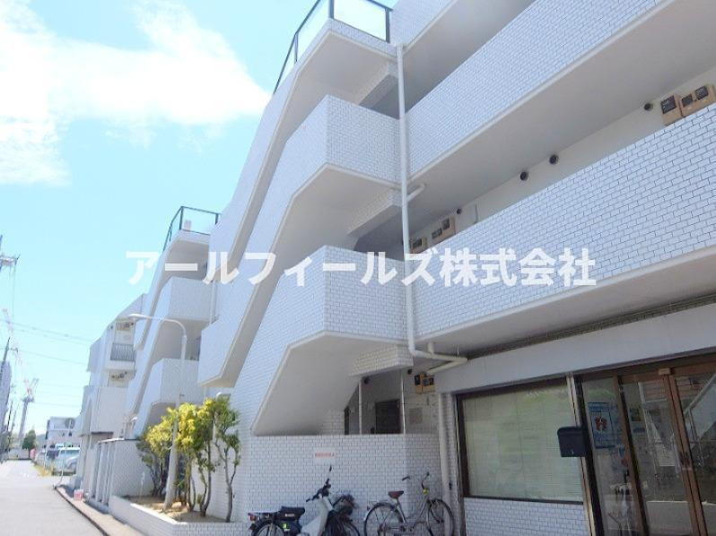 松戸市西馬橋幸町の賃貸マンションの外観|外観別角度