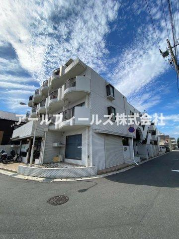 松戸市西馬橋幸町の賃貸マンションの外観