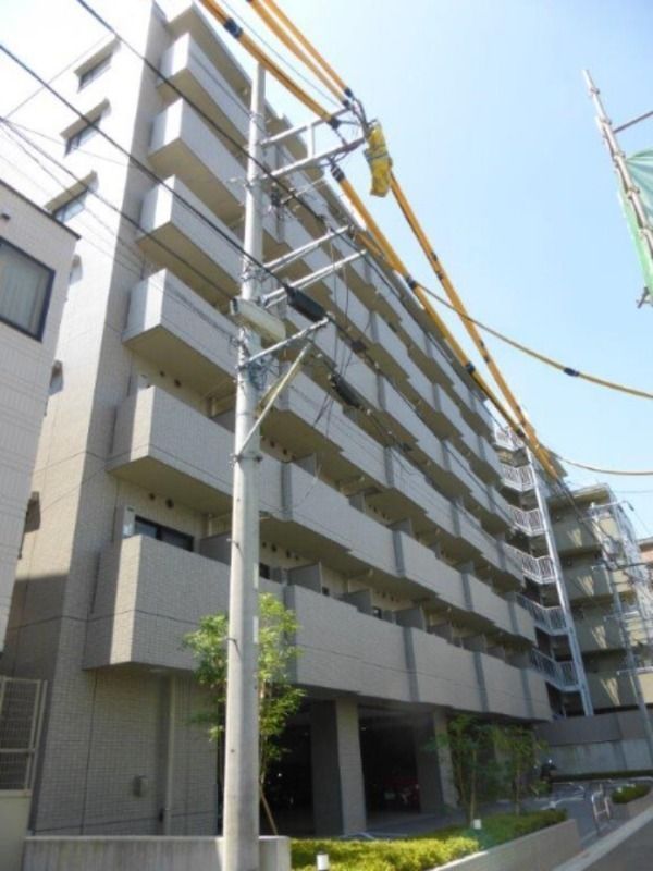 ルーブル亀戸天神前の外観