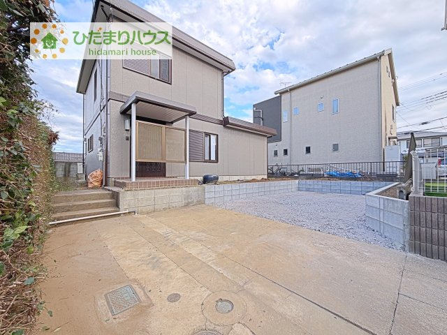 【駐車場】 | 土浦市板谷4丁目　中古戸建 | マイホームなら駐車場代がかかりません！しかも、自宅の駐車場で洗車ができます！今までコイン洗車に行っていた手間も省けて、節約にもつながります(^^♪
