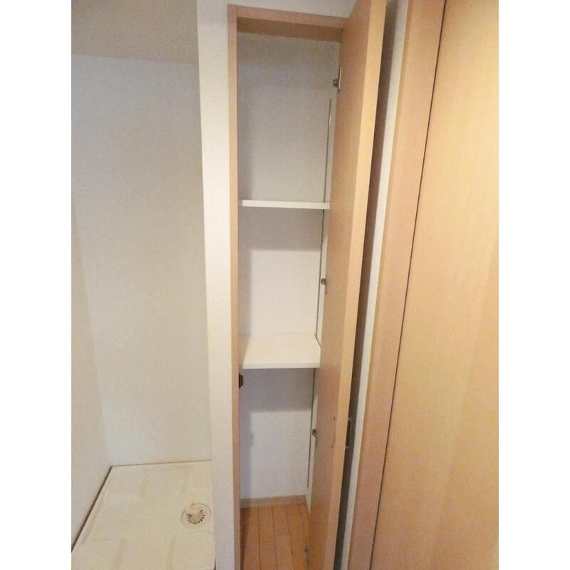 ロワジール三軒茶屋の収納